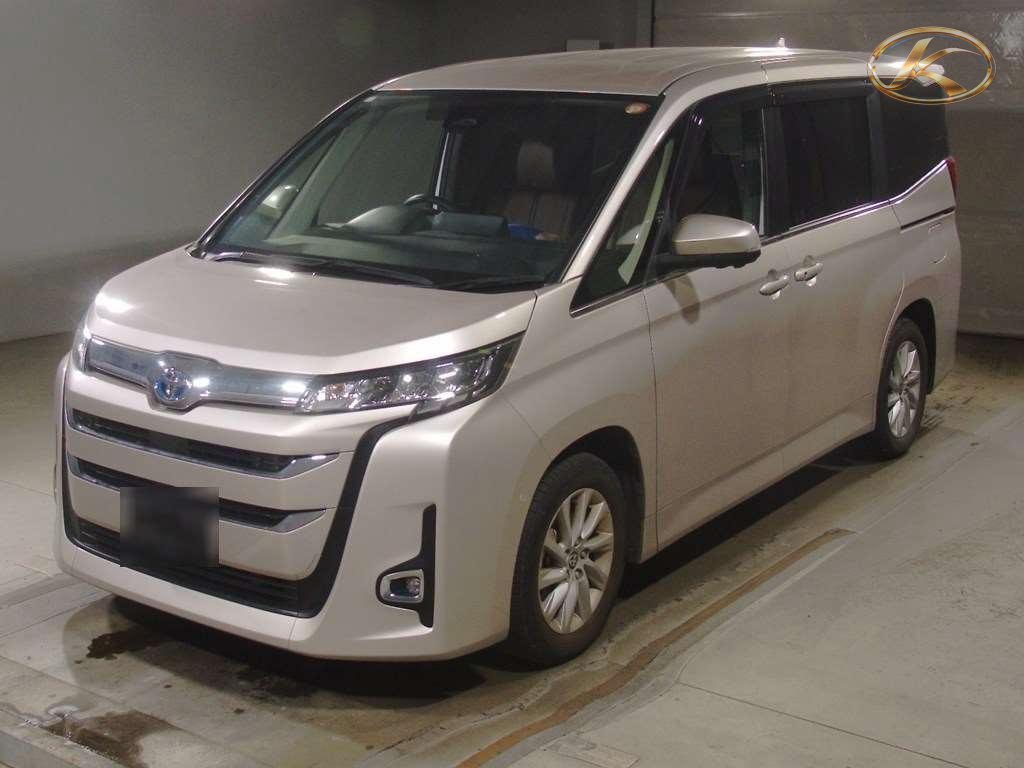 2023 Toyota Noah Hybrid Z (2023)General Information:toyota Noah  Hybrid Z Beige