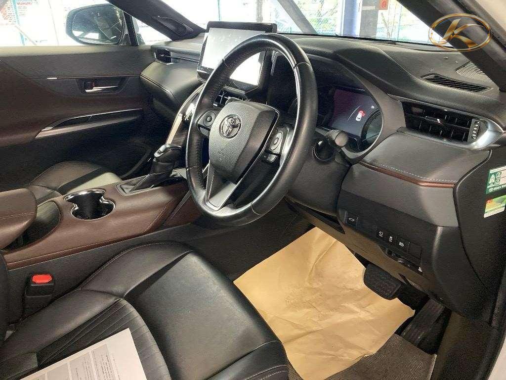 2020 Toyota Harrier Pearl photo 8