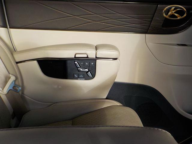 2023 Toyota Alphard Hybrid Pearl photo 10