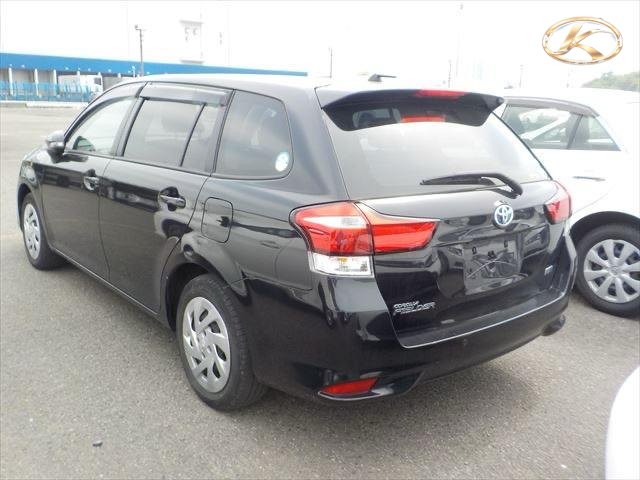2020 Toyota Corolla Axio Black photo 3