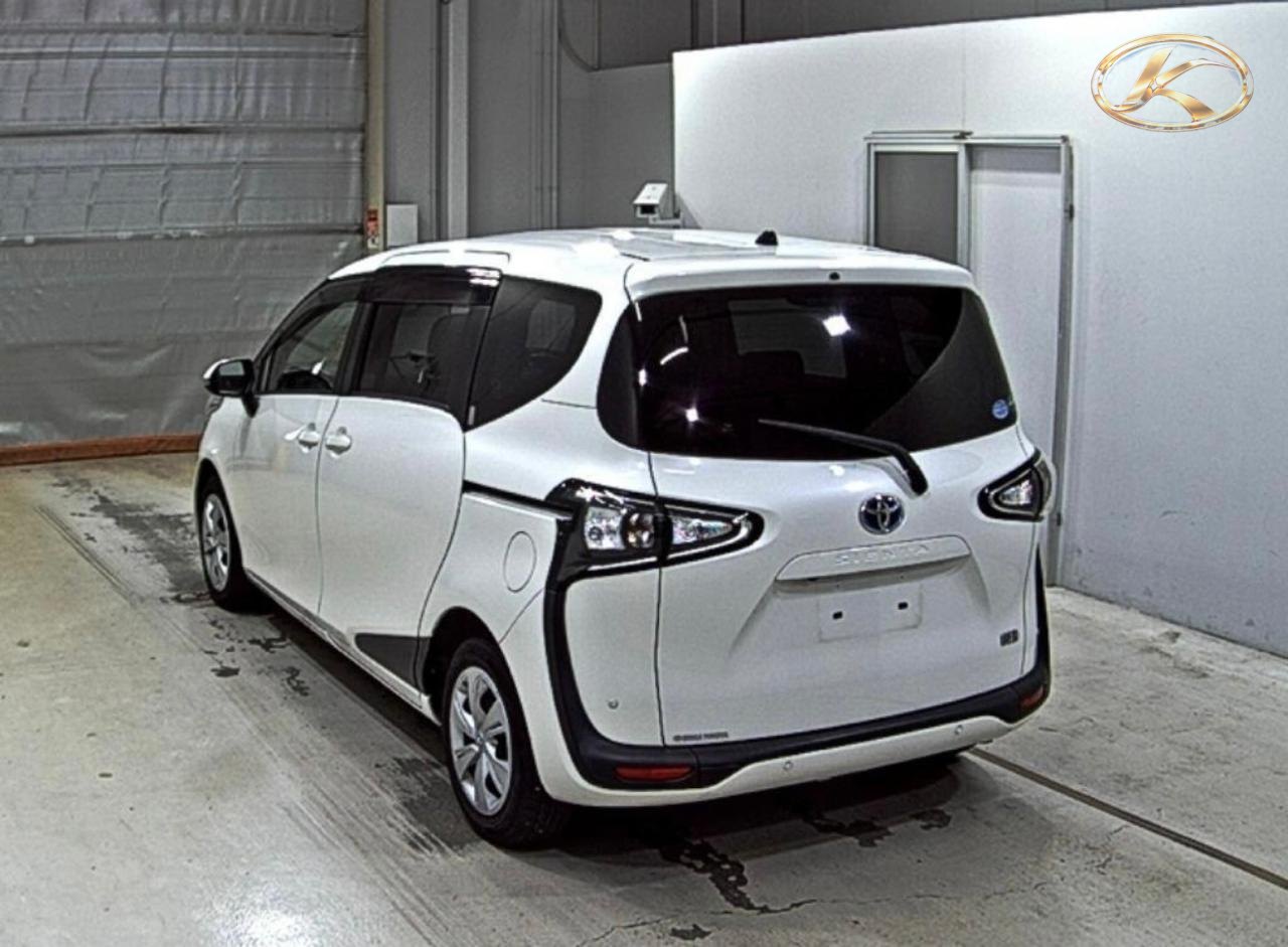 2020 Toyota Pearl photo 2