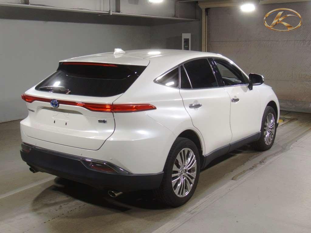 2020 Toyota Harrier Pearl photo 3