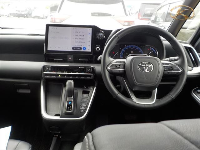 2024 Toyota Noah Grea photo 5