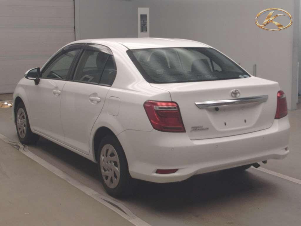 2021 Toyota Corolla Axio White photo 3