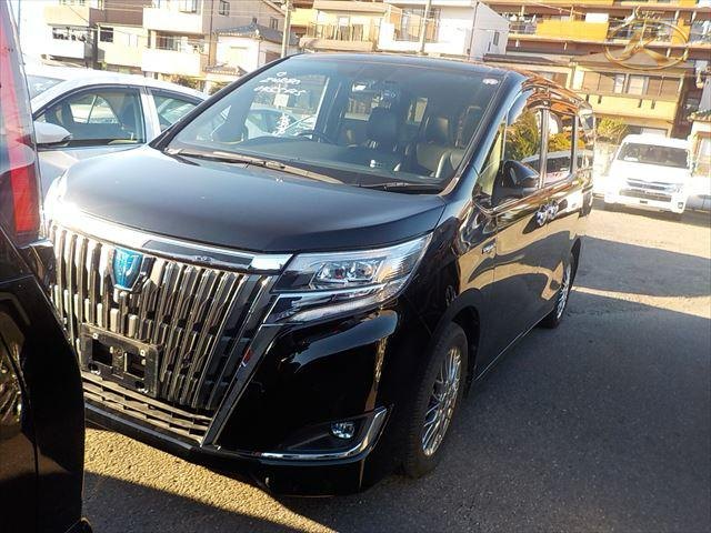 2020 Toyota  Esquire Black photo 2