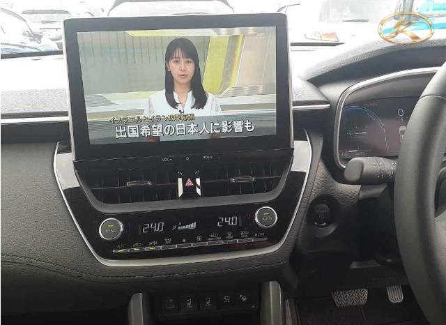 2024 Toyota Corolla Cross Black photo 6