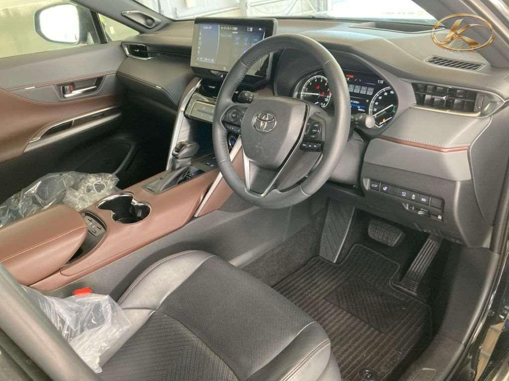 2020 Toyota Harrier Black photo 5