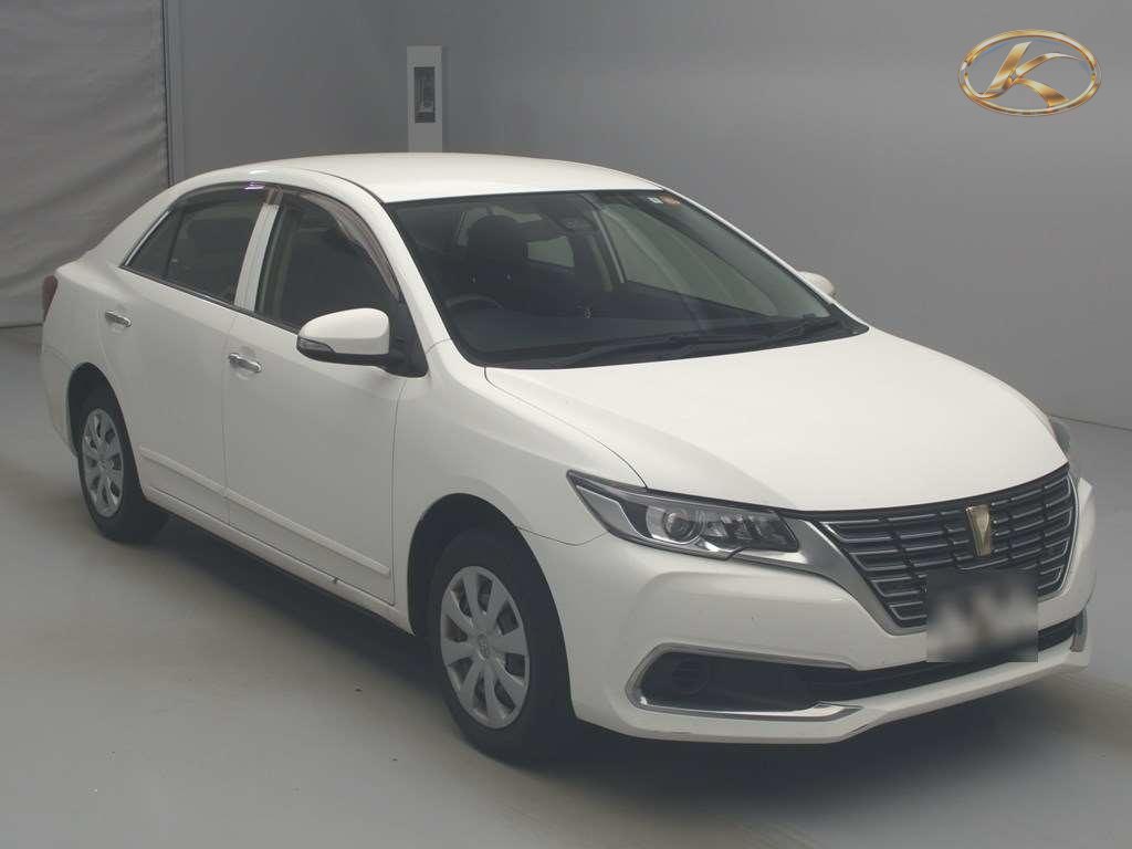 2020 Toyota Premio White photo 3