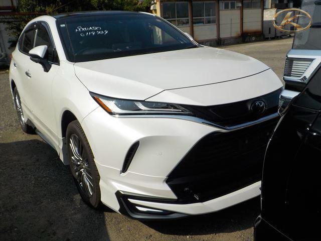 2024 Toyota Harrier Pearl photo 2