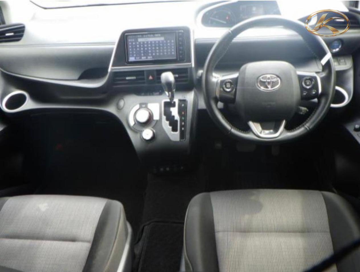 2020 Toyota Pearl photo 5