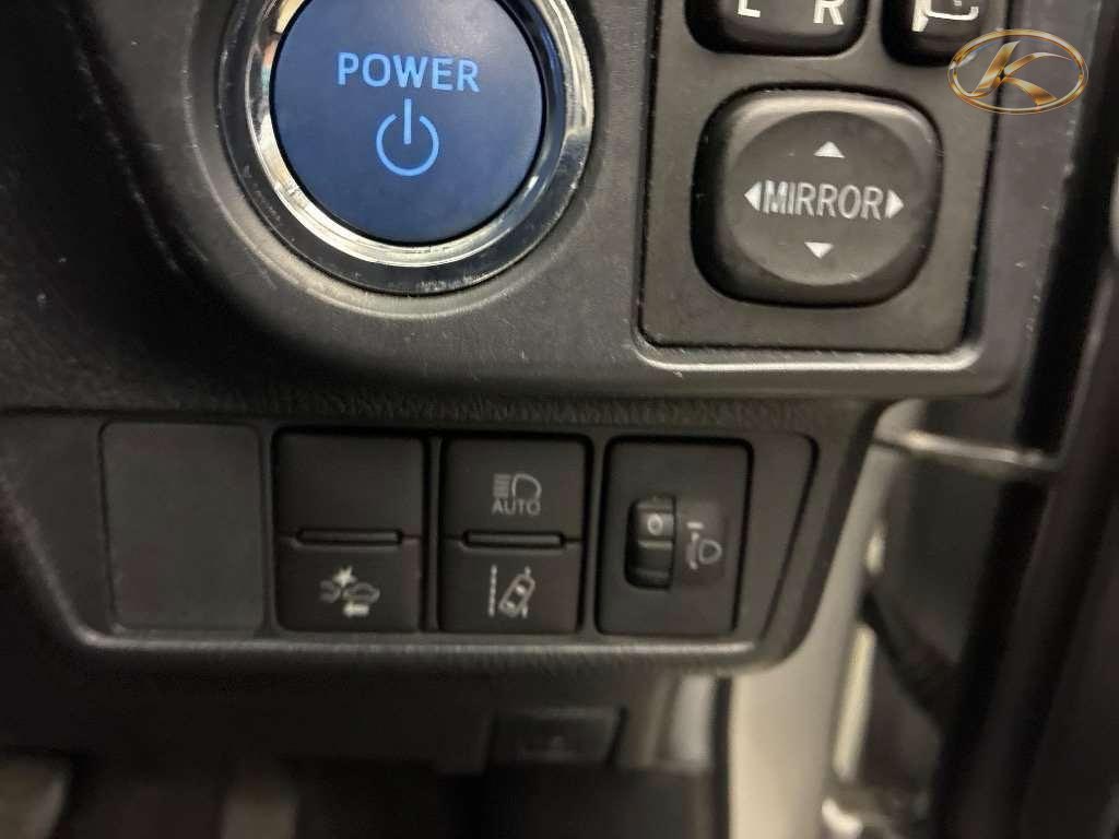 2021 Toyota Corolla Axio Silver photo 7