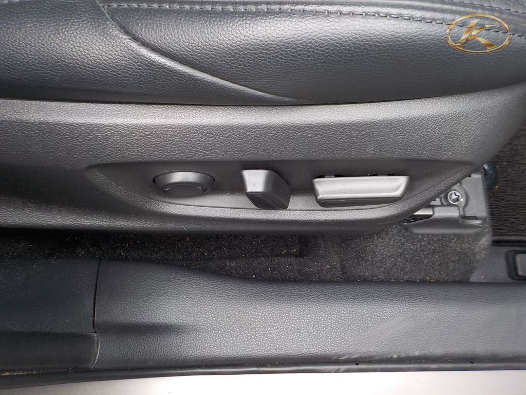2021 Toyota Corolla Cross Brown(4V8) photo 11