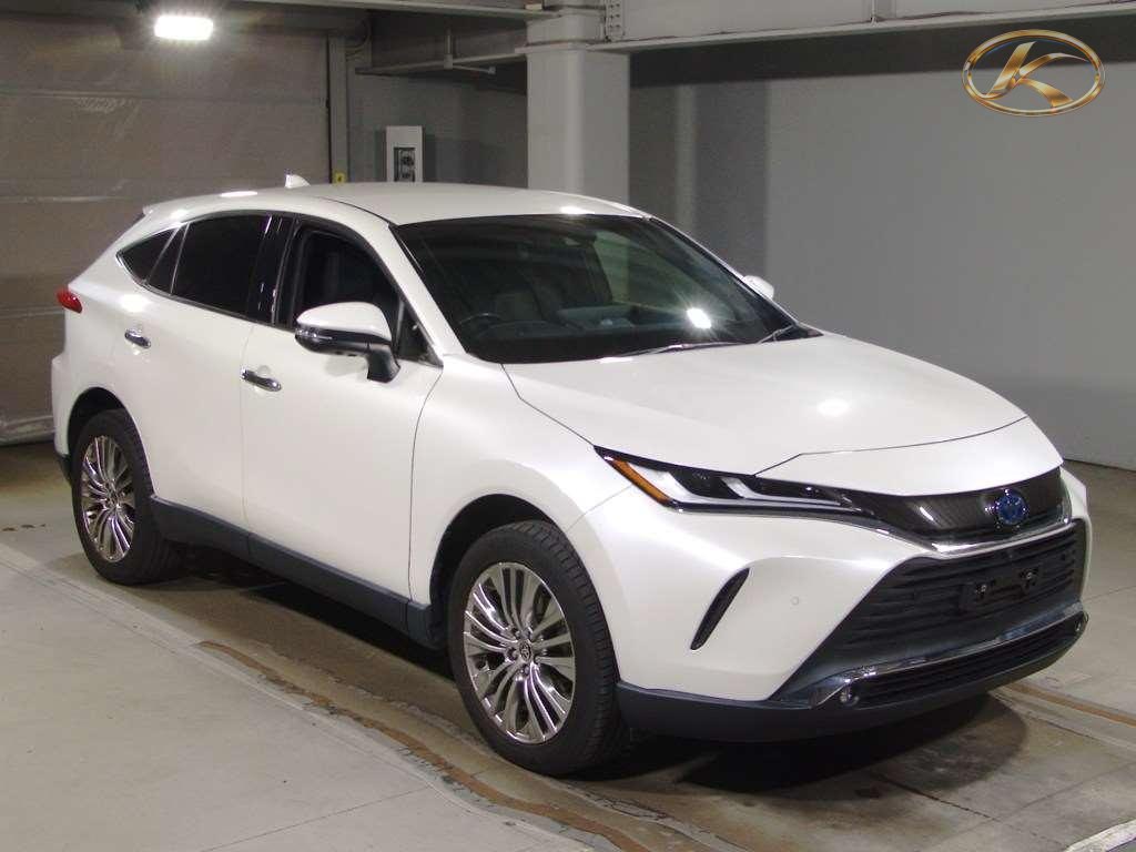 2020 Toyota Harrier Pearl photo 4
