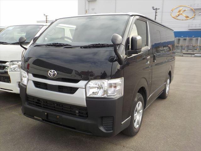 2021 Toyota Hiace Black photo 2