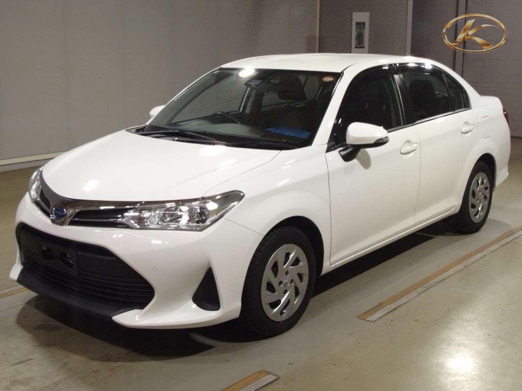 2021 Toyota Corolla Axio White photo 1