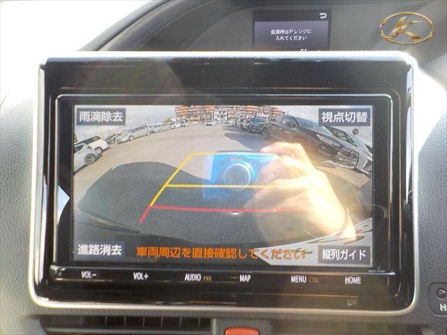 2020 Toyota Esquire Black photo 10